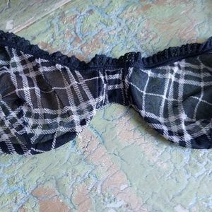 Burberry Bra -34C